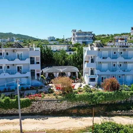 Hotel Two Mermaids