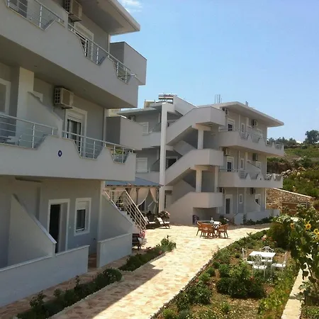 Two Mermaids Hotel Ksamil