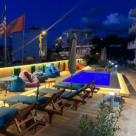 Hotel Two Mermaids 3*
