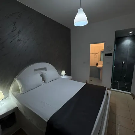 Hotel Two Mermaids 3*