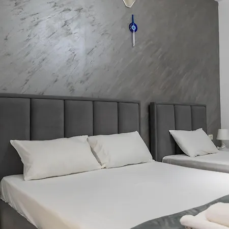 Two Mermaids Hotel 3*