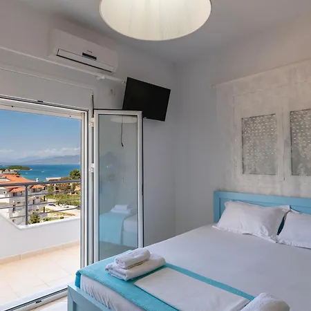 Two Mermaids Hotel 3*