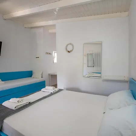 Hotel Two Mermaids 3*