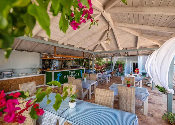 Two Mermaids Hotel Ksamil