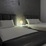 Two Mermaids Otel