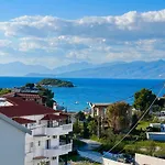Two Mermaids Hotel 3*