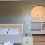 Hotel Two Mermaids 3*